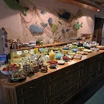 אורחן Gaestehaus Ainser *