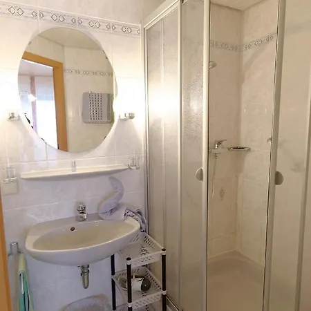 Gaestehaus Ainser Mini-hôtel Hagnau am Bodensee