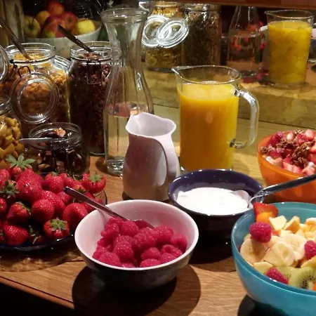 Gaestehaus Ainser 하그나우