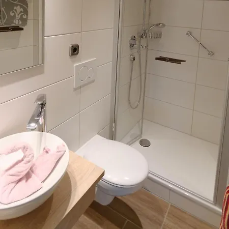 Gaestehaus Ainser Inn *