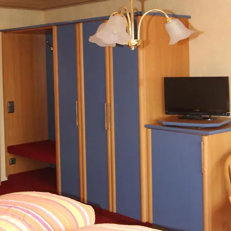 Gaestehaus Ainser * Hagnau