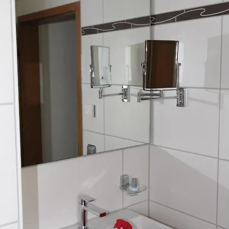 Gaestehaus Ainser Locanda *