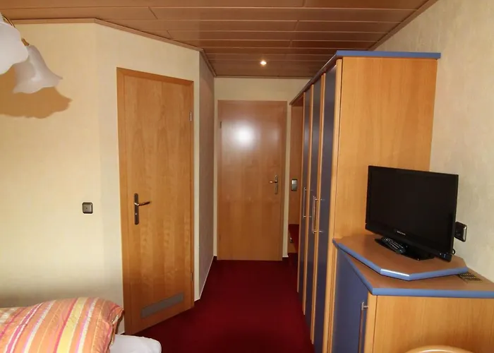 Kro Gaestehaus Ainser Hagnau